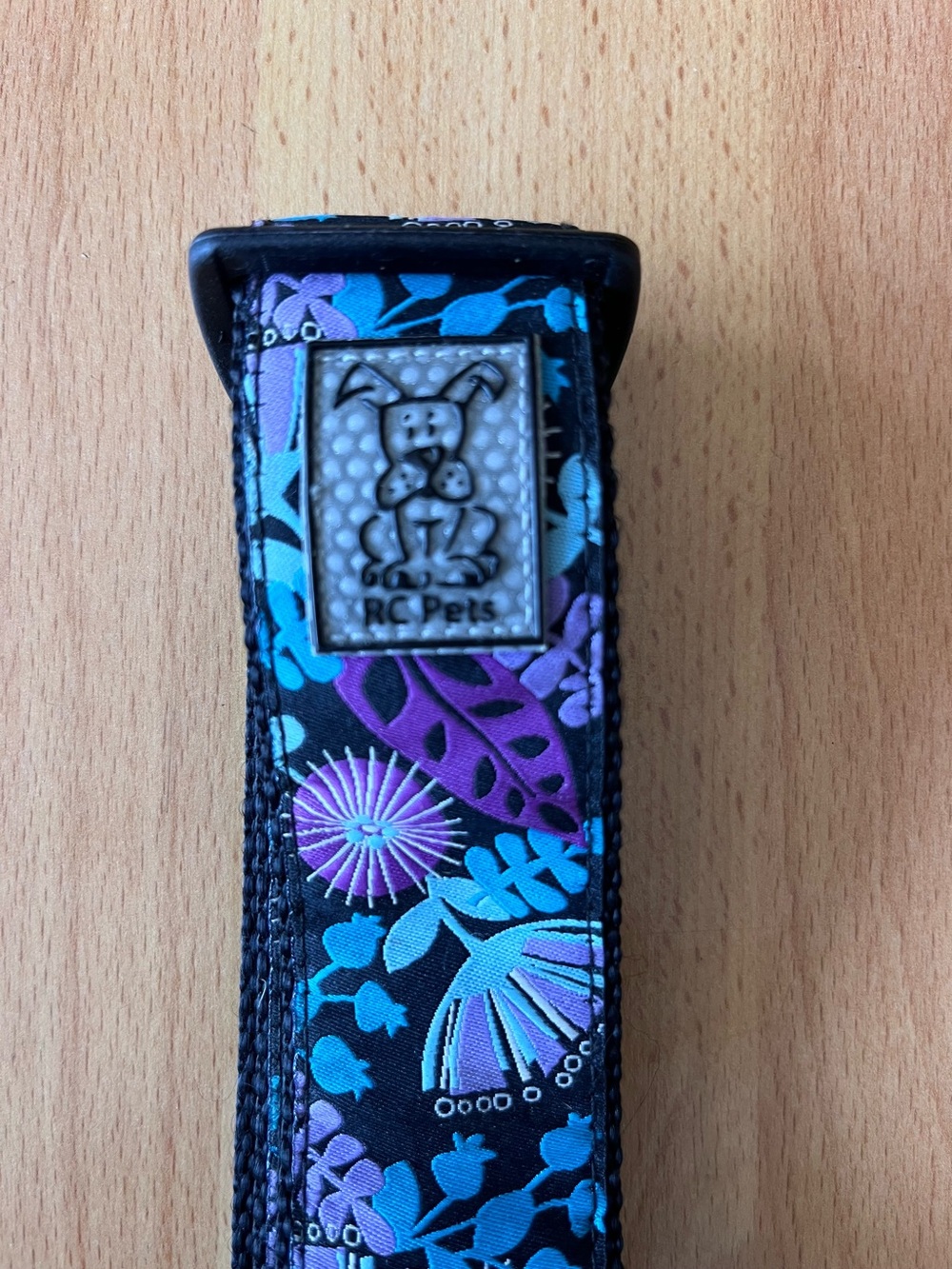 Vibrant Floral Pet Collar in Teal and Purple - Picture 3 of 6